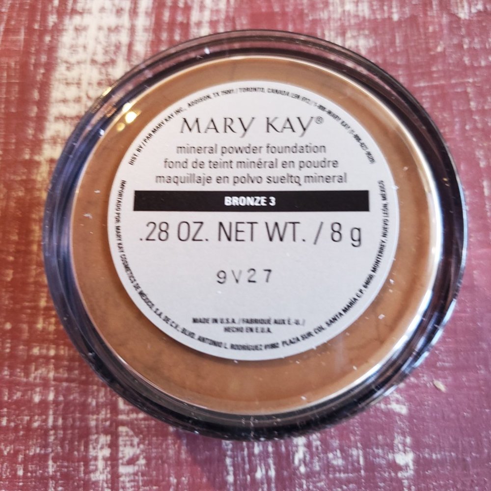 Bronze 3 Mary Kay Mineral Powder Foundation -  Hard to Find - Discontinued